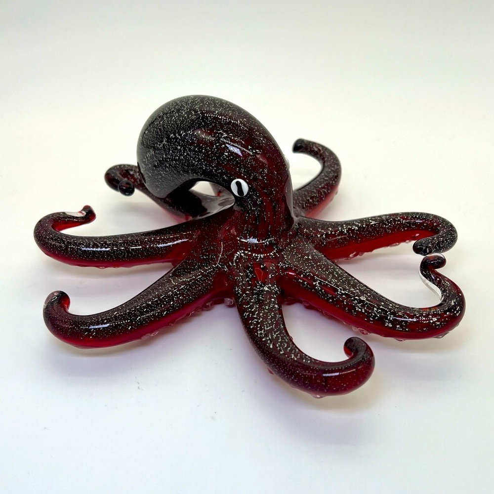 Dynasty Gallery Red Octopus Glass Statue Figurine Accent Decor Statement Piece